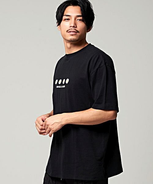 セール Cavaria デイジーイラストプリントクルーネック半袖ビッグtシャツ メンズ クルーネック ビッグシルエット バックプリント グラフィック C キャバリア Cavaria Magaseek