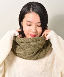 スヌードに該当するアイテムの通販 Magaseek