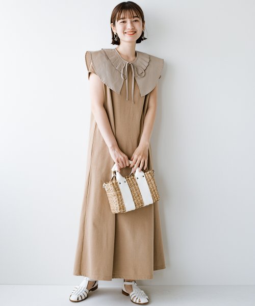 明日もわたしの隣にいてね いつもきっと思い出してね 表情を変えられるプリーツの付け衿とちょび袖ワンピースのセット By You Made Me ハコ Haco Magaseek