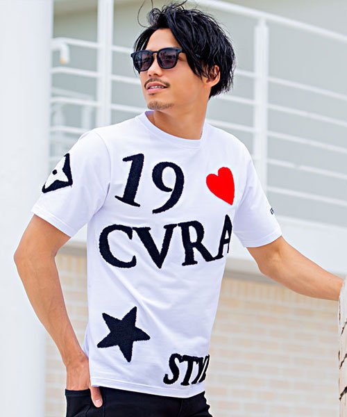 CavariA(キャバリア)/C.V.R.A ラバーワッペン付きサガラ刺繍クルーネック半袖Tシャツ メンズ ブランド 半袖 刺繍 ラバー プリント ロゴ サガラ ワッペン クルーネック 【B/ホワイト