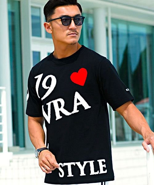 C V R A モノグラムバックロゴプリントストレッチノースリーブ タンクトップ メンズ おしゃれ 筋トレ トレーニング インナー 綿 メンズ ノースリーブ ラ キャバリア Cavaria Magaseek C V R A モノグラムバックロゴプリントストレッチノースリーブ タンクトップ メンズ おしゃれ 筋トレ トレーニング インナー 綿 メンズ ノースリーブ ラ キャバリア Cavaria Magaseek
