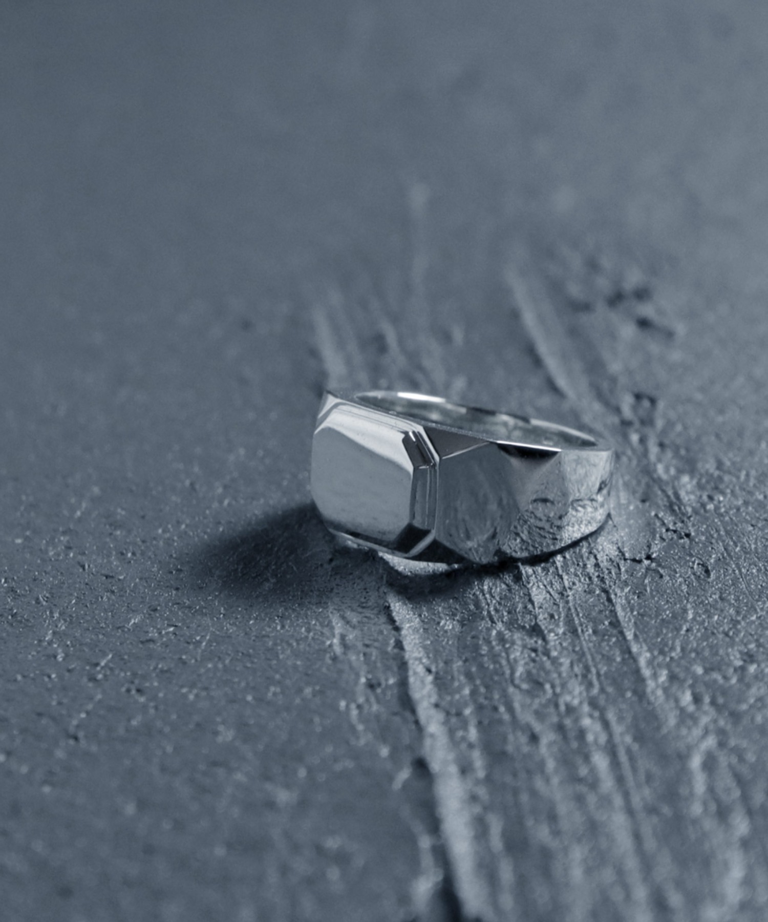 【YArKA/ヤーカ】deformed octagon pedestal design ring[dod]/変形八角形台座リング silver925