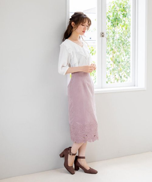 MISCH MASCH(ミッシュマッシュ)/裾刺繍ピーチタイトスカート/グレージュ
