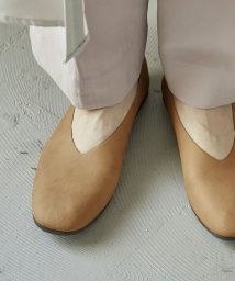 etoll./Vカットフラットパンプス 日本製 パンプス 痛くない 歩きやすい ローヒール フラット レディース ぺたんこ 柔らかい シューズ 靴 合皮/504165103