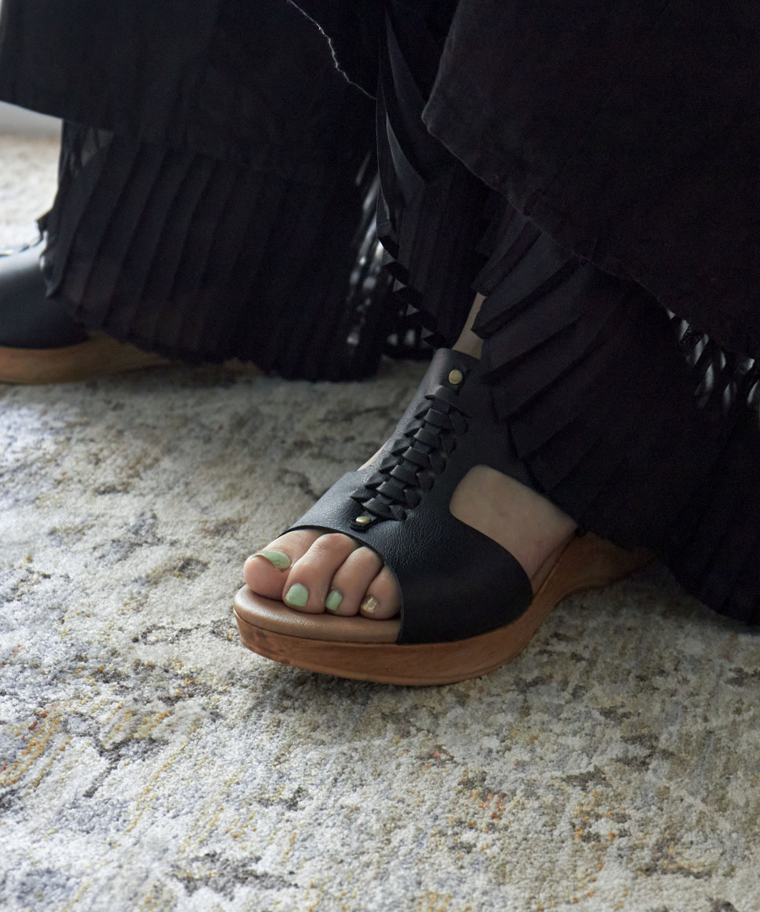 フロントデザインウェッジソールサンダル 靴 くつ レディース クツ サンダル シューズ 厚底 ウェッジソール 歩きやすい 痛くない 柔らかい 合皮  ヒール