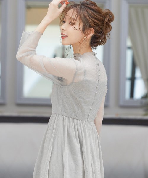 結婚式 ワンピース パーティードレス シアー 透け感 シースルー ラメ ハイネック メロウ バックボタン レイヤード S M L 体型カバー ミモレ丈 長袖 袖 ニアナ Niana Magaseek