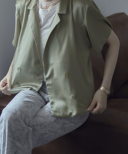 etoll.(エトル)/サテンダブルシャツジャケット トップス アウター ジャケット シャツ 半袖 ダブル サテン 光沢 羽織り ビッグシルエット ゆったり/オリーブ