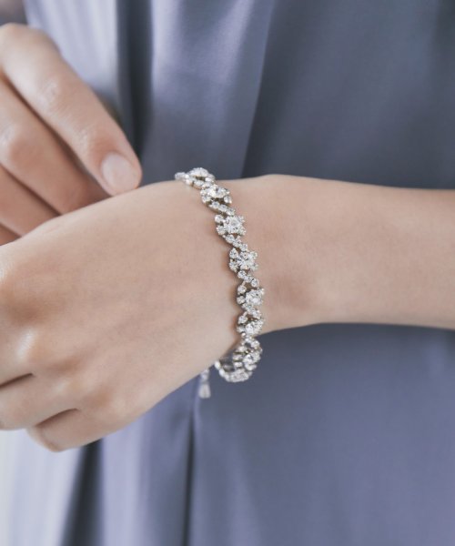 パーティー アクセサリー ブレスレット バングル シルバー ビジュー ゴールド おしゃれ ドレス ワンピース 結婚式 セレモニー 入園式 卒園式 入学式 卒業式 ニアナ Niana Magaseek