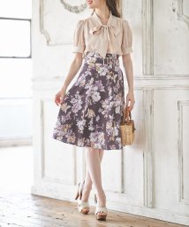 tocco closet(トッコクローゼット)/ベルト付きフラワープリントフレアスカート/BROWN