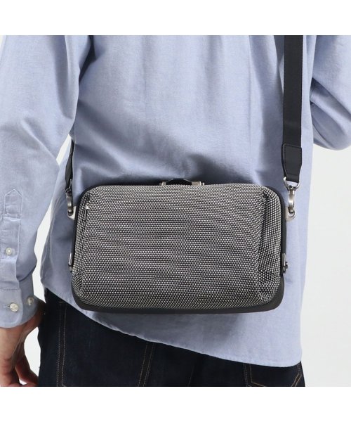 アートフィアー ショルダーバッグ Artphere クアトロショルダー Tondo 4way ダレスバッグ ボディバッグ ブリーフケース A5 Fw03 103 アートフィアー Artphere Magaseek