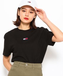 TOMMY JEANS(トミージーンズ)/バッジロゴTシャツ/ブラック