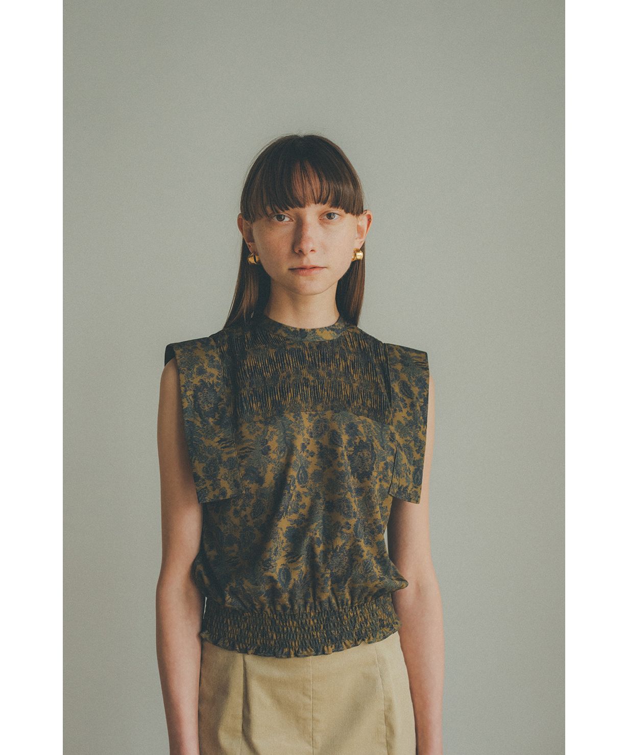 セール】CHINTZ FLOWER SQUARE SLEEVE TOPS(504211004) | クラネ(CLANE 