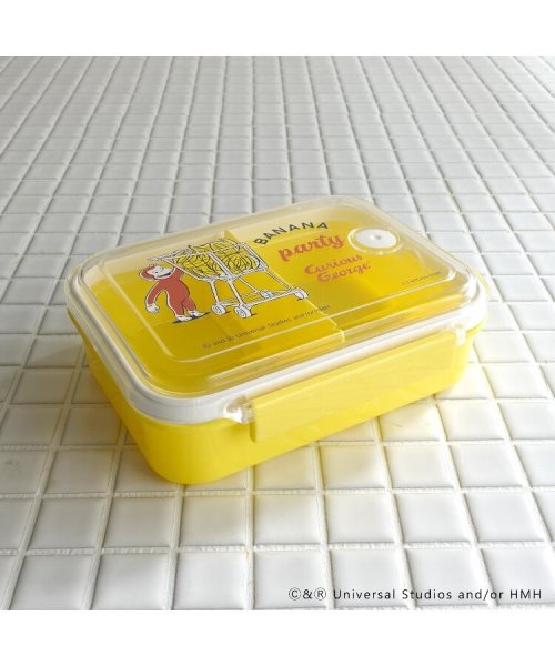 Curious George おさるのジョージ Bp タイト式ランチボックス 550ml Be 212キッチンストア ２１２ｋｉｔｃｈｅｎ ｓｔｏｒｅ Magaseek