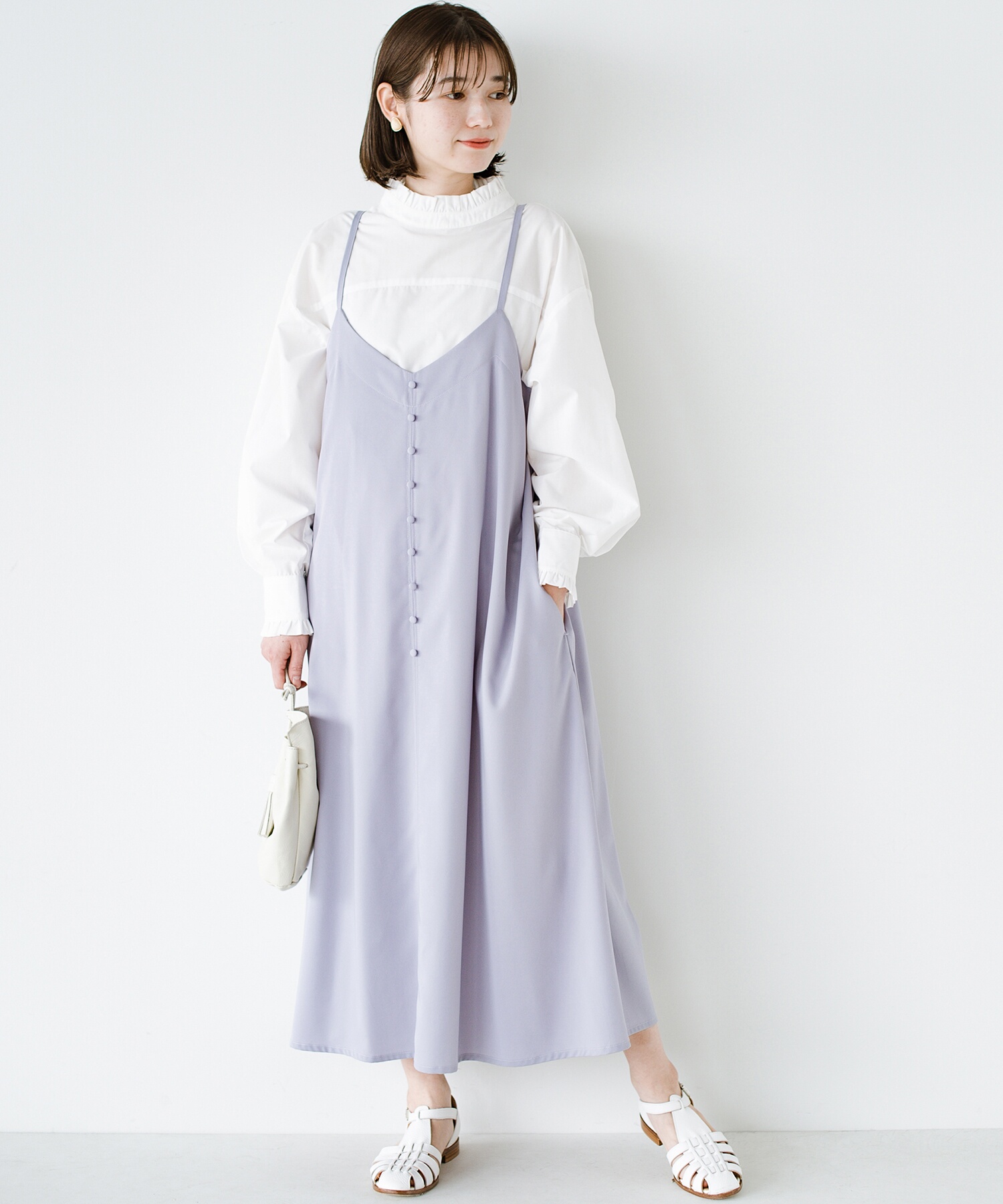 セール Tシャツからニットまで長ーーい季節着られて大活躍 小さめボタンがコロンとかわいいキャミワンピース ハコ Haco Magaseek