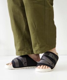 People Footwear(ピープルフットウェア)/【21.0cm～30.0cm】レノン チラー スライドサンダル シャワーサンダル【LENNON CH/ブラック