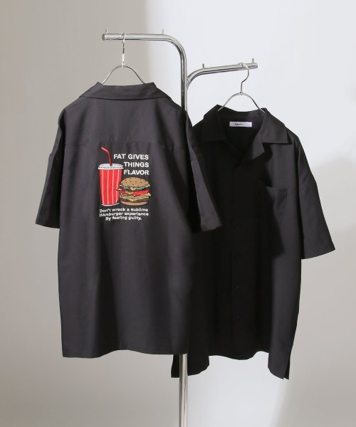 ZIP FIVE(ジップファイブ)/【q21－114－22d】バック刺繍オープンカラー半袖シャツ/ブラック系1
