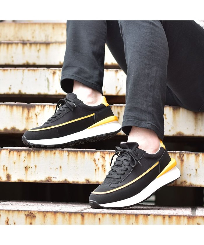 イエロー スニーカー メンズ コーデの人気商品 通販 価格比較 価格 Com