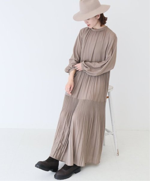 セール ヴィンテージサテンティアードワンピース スピック スパン Spick Span Magaseek