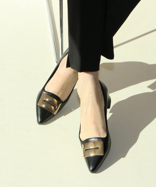 セール フィン Fin ポインテッドトゥメタルプレートパンプス 低反発スポンジ入り Magaseek