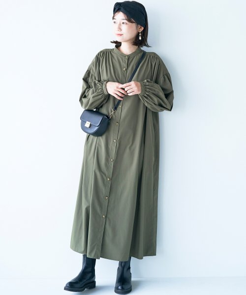 ハコ Haco さっと羽織って後ろ姿も抜かりなくかわいいボリューム袖ワンピース Magaseek