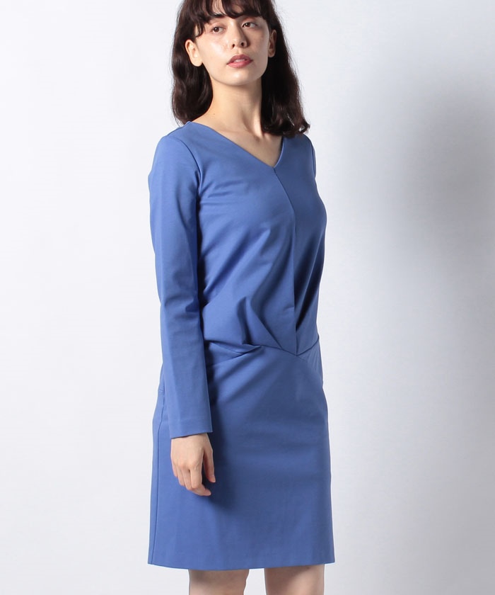 柔らかな質感の ワンピース オンワード その他