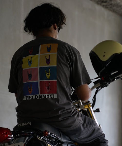 marukawa shonan(marukawa shonan)/Back Printed T－shirt/バック プリント Tシャツ/コットン100％/HRCD エイチアールシーディー/チャコール