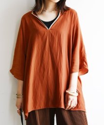 and it_(アンドイット)/チュニック　レディース キーネックパイピングチュニック【M】トップス ブラウス 春夏秋 カーキ テラコッタ ブラック 黒 大人可愛い トレンド お洒落 七分袖 /ブラウン