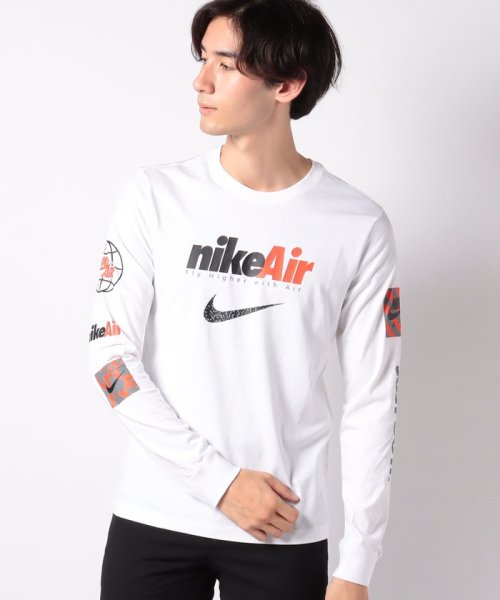 NIKE(ナイキ)/NSW スウッシュ バイ エア L/S Tシャツ/ホワイト