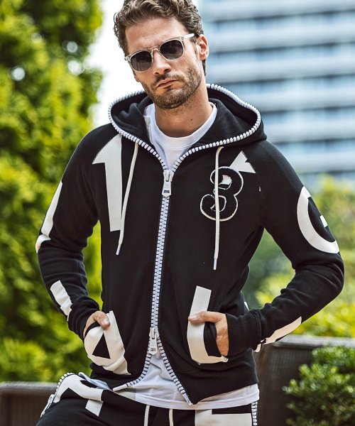 ビッグファスナーランダムロゴパーカー メンズファッション 阪急百貨店公式通販 阪急 Men S Online Store