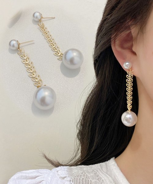 shoppinggo(ショッピングゴー)/ピアス パール ロング 揺れる 大ぶりイヤリング シンプル かわいいロングピアス 人気アクセサリー/ゴールド