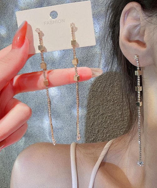 セール ロングピアス レディース ぶら下がり チェーンピアス パーティー プレゼント 女性 人気アクセサリー ショッピングゴー Shoppinggo Magaseek