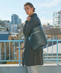 NUMBER (N)INE(NUMBER （N）INE)/【NUMBER (N)INE】サステナブル ハイグレードレザー ショルダートートバッグ/sustainable leather shoulder tote ba/ブラック 