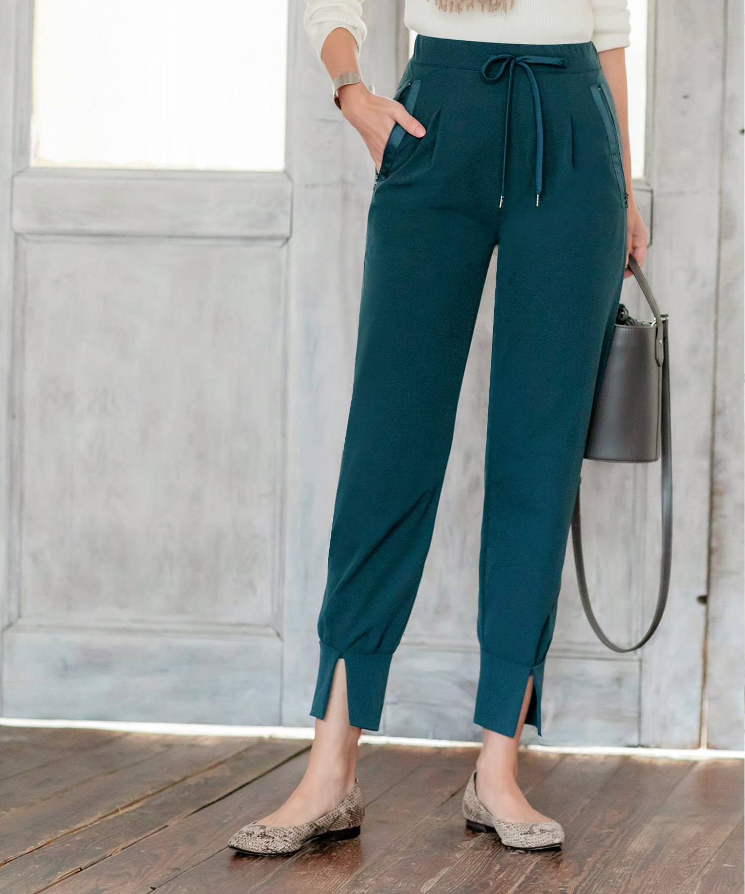 ハリ感生地裾スリットジョガーパンツ スタイルデリ Style Deli Magaseek