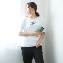 VacaSta Swimwear(バケスタ　スイムウェア（レディース）)/【REEBOK】5分袖Tパンツセット２点/ホワイト