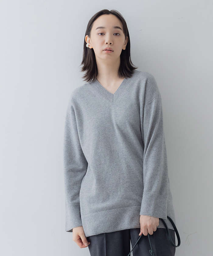 人気ブランドの gypsohila ジプソフィア トレーナー Vネックプル