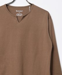 JEANS MATE(ジーンズメイト)/【BLUESTANDARD】コットン100％　キーネック長袖Tシャツ/ブラウン