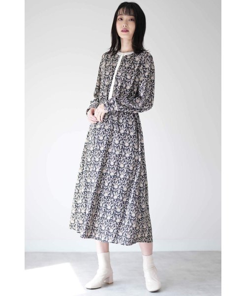 ペイズリー柄クレリックワンピース Lily Chic Lily Chic Magaseek ペイズリー柄クレリックワンピース Lily Chic Lily Chic Magaseek