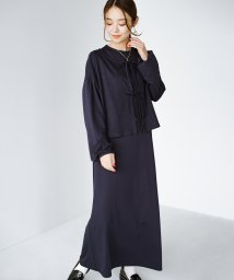 寝坊した朝もこれさえあれば安心 パッと着てきれいに見えるプリーツ風ニットワンピース ハコ Haco Magaseek