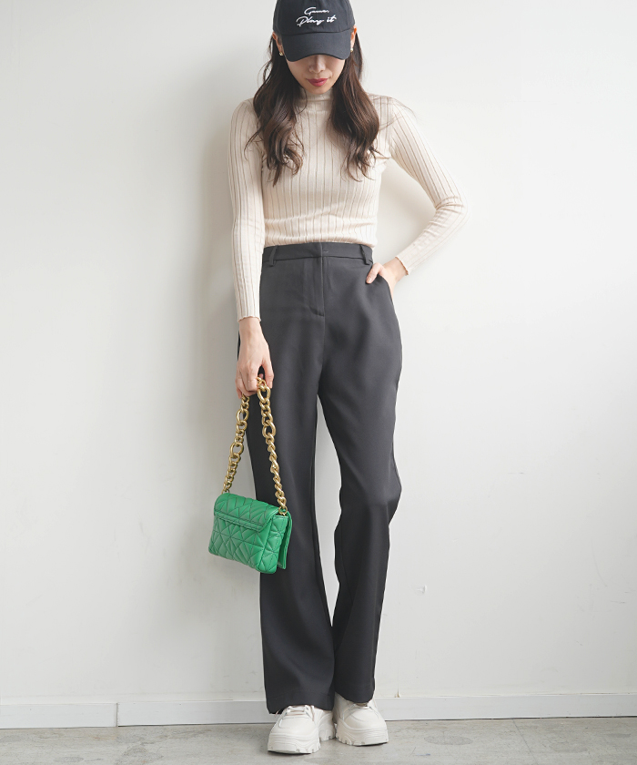 スラックス フレアパンツ ワイドパンツ カラーパンツ パンツ シンプル 韓国 ファッション / シンプルスラックスフレアパンツ