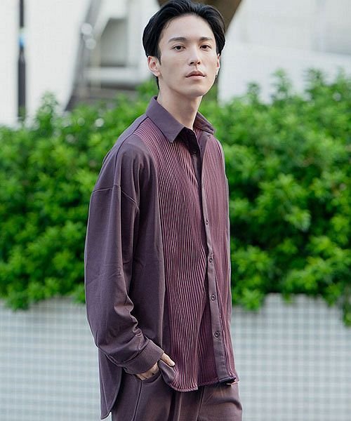 Cavaria プリーツ切り替え長袖ストレッチシャツ メンズ プリーツ 切り替え 伸縮性 きれいめ 大人 上品 カジュアル 羽織 トップス 秋 冬 B キャバリア Cavaria Magaseek