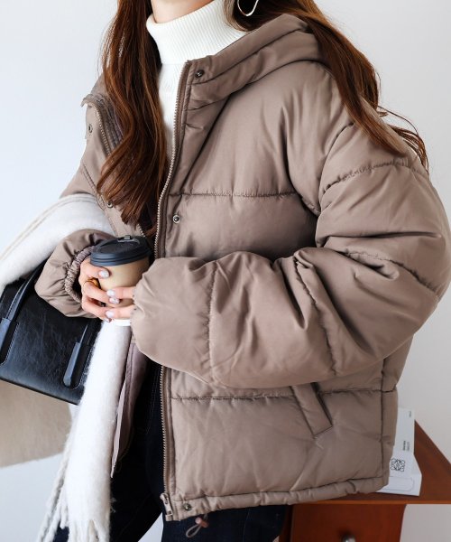 セール フード付きオーバーサイズフェイクダウンジャケット アンドミー And Me Magaseek セール フード付きオーバーサイズフェイクダウンジャケット アンドミー And Me Magaseek