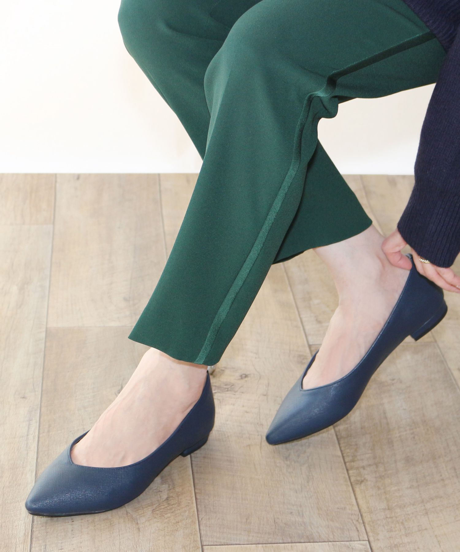 セール Vカットフラットシューズ 低反発スポンジ入り フィン Fin Magaseek