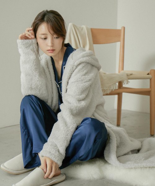 セール ふわふわもこもこのボアに包まれる暖かい おうち時間 着る毛布 ルームウェア レディース カーディガン ロング マキシ丈 フリーサイズ もこもこ モコモコ ボア ファッションレター Fashion Letter Magaseek