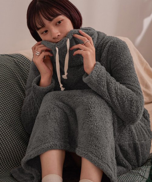 ふわふわ もこもこ あったかボアが おうち時間 をやさしく包む ボアルームワンピース 着る毛布 ハイネック ボア ルームウェア レディース ワンマイル ウェア 大 ファッションレター Fashion Letter Magaseek
