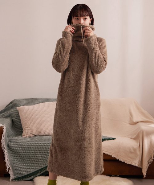 ふわふわ もこもこ あったかボアが おうち時間 をやさしく包む ボアルームワンピース 着る毛布 ハイネック ボア ルームウェア レディース ワンマイル ウェア 大 ファッションレター Fashion Letter Magaseek