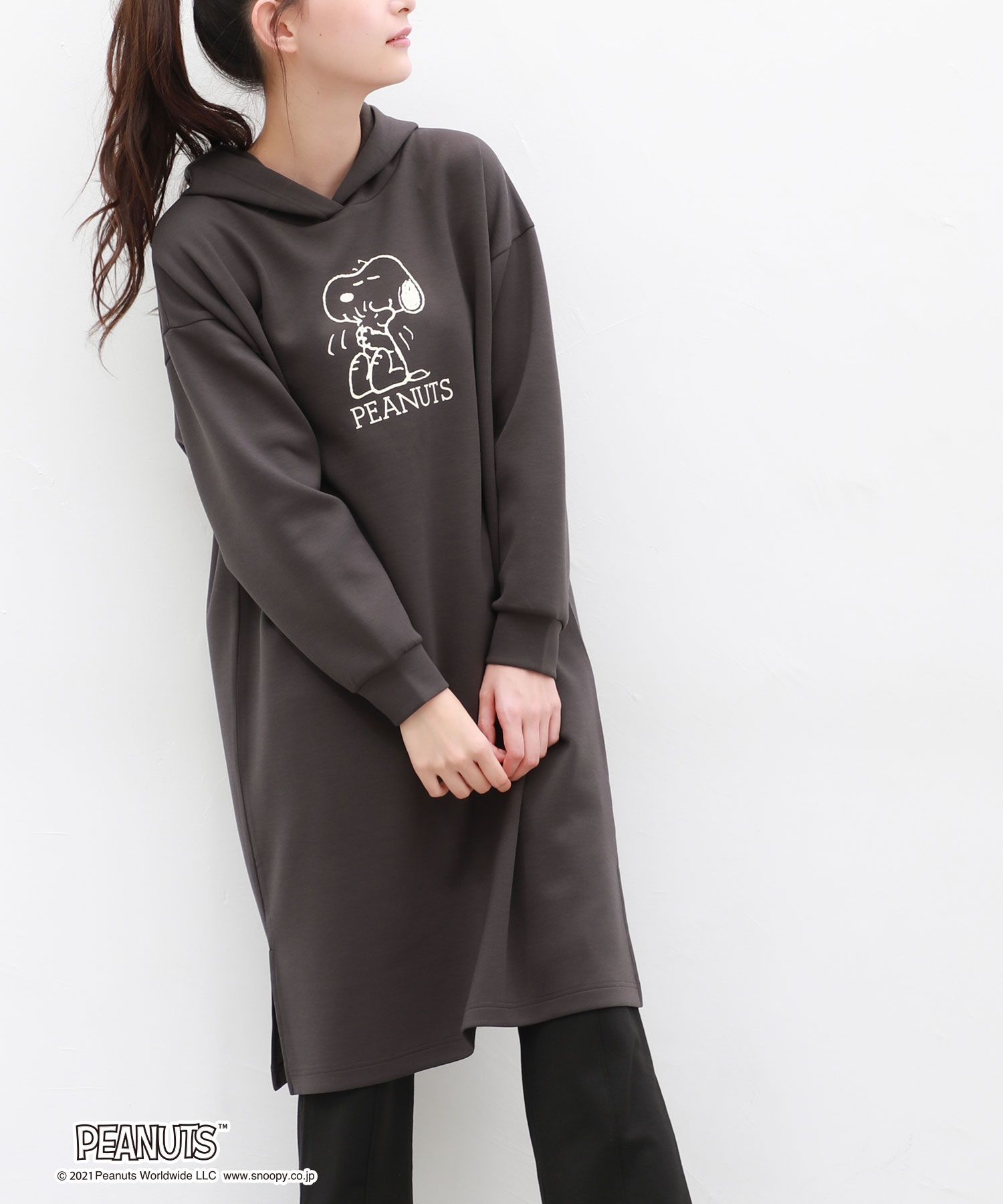高い素材 Snoopyワンピースブラック ひざ丈ワンピース Www Indiashopps Com