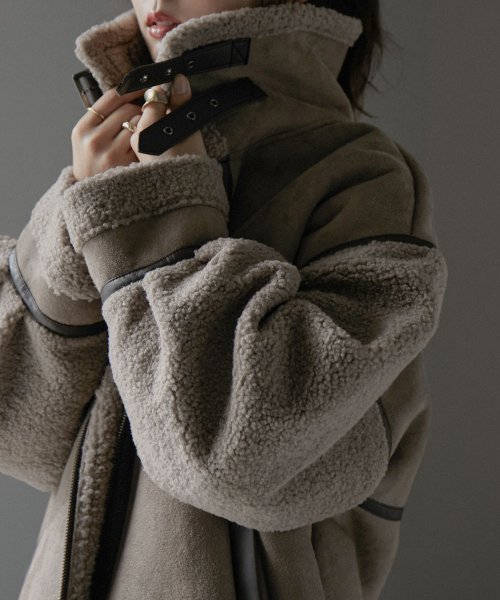 ミドル丈フェイクムートンフライトジャケット ボンバージャケット ボア 異素材 オーバーサイズ フライトボアジャケット レディース ジャケット アウター ボアコー ファッションレター Fashion Letter Magaseek