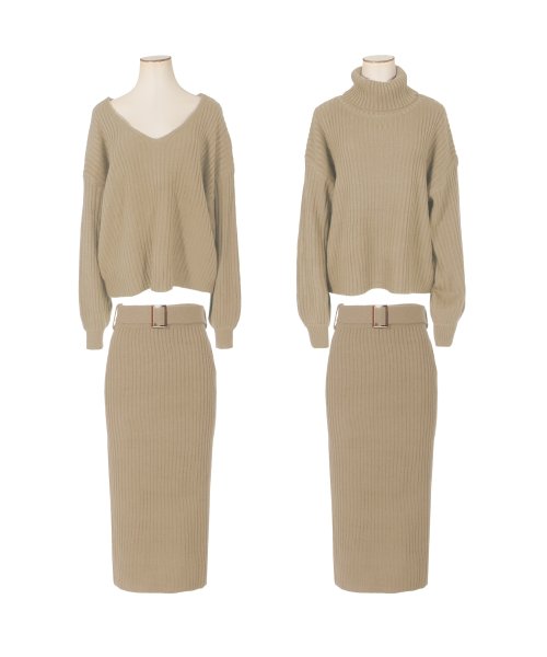 ネックが選べるトップス タイトスカートセットアップ ジュリアブティック Julia Boutique Magaseek