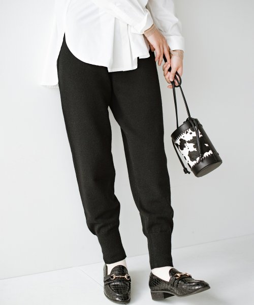 楽ちんなのにオシャレに見える 大人のニットジョガーパンツ By Que Made Me ハコ Haco Magaseek