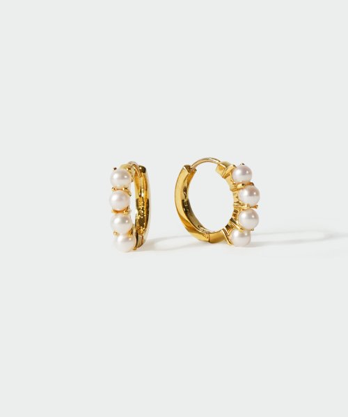 ベビーパールキャッチレスピアス 